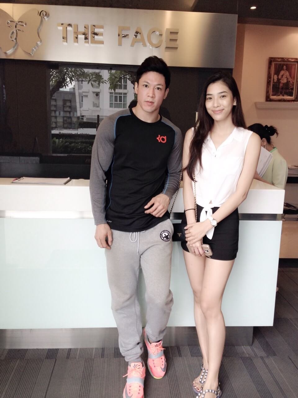 คุณบุญยิสา จันทราราชัย และคุณชยุต ชูมาลัย